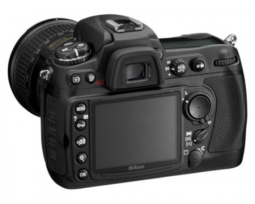 Зеркальный фотоаппарат Nikon D300